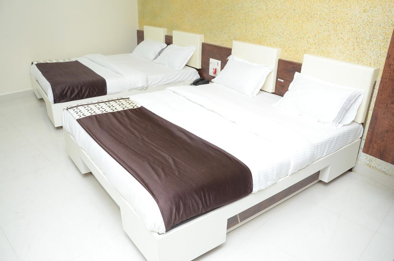 Hotel Bansidhar Somnāth Esterno foto